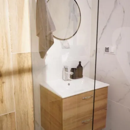 Multirooms Apartment