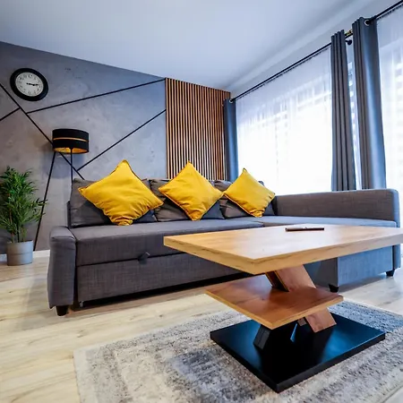 Multirooms Apartment