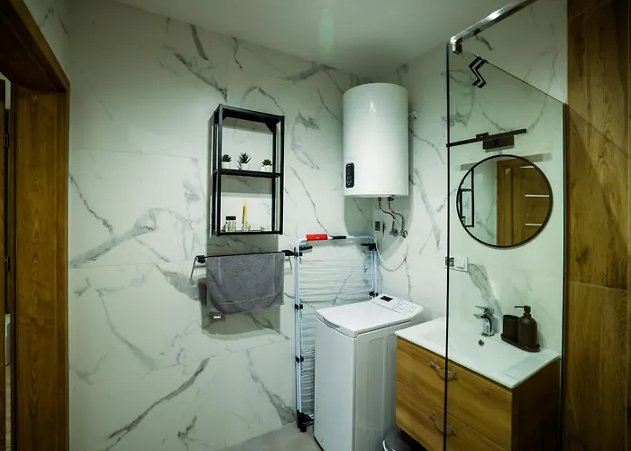 Multirooms Apartment